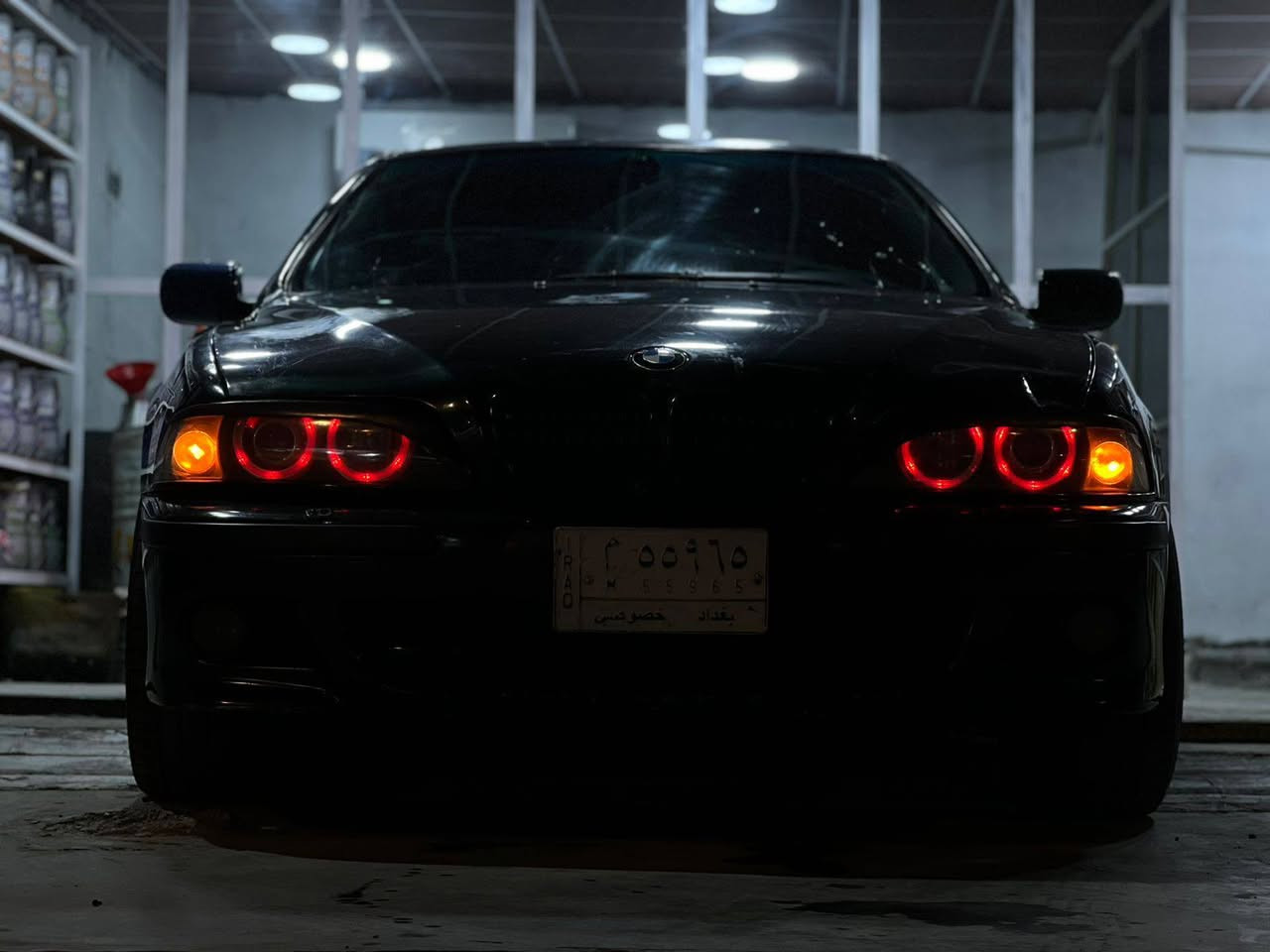 سلام عليكم Bmw e39 540i
فول مواصفات موديل 2000 رقم بغداد مداور ثاني يوم 
لون زيتوني نقصها حداديه وترتيبات كهربائيات شغاله كلها تبريد ثلج ويه سويج مكانها كربلاء بيع مستعجل 68 بيها مجال قليل 
***********
