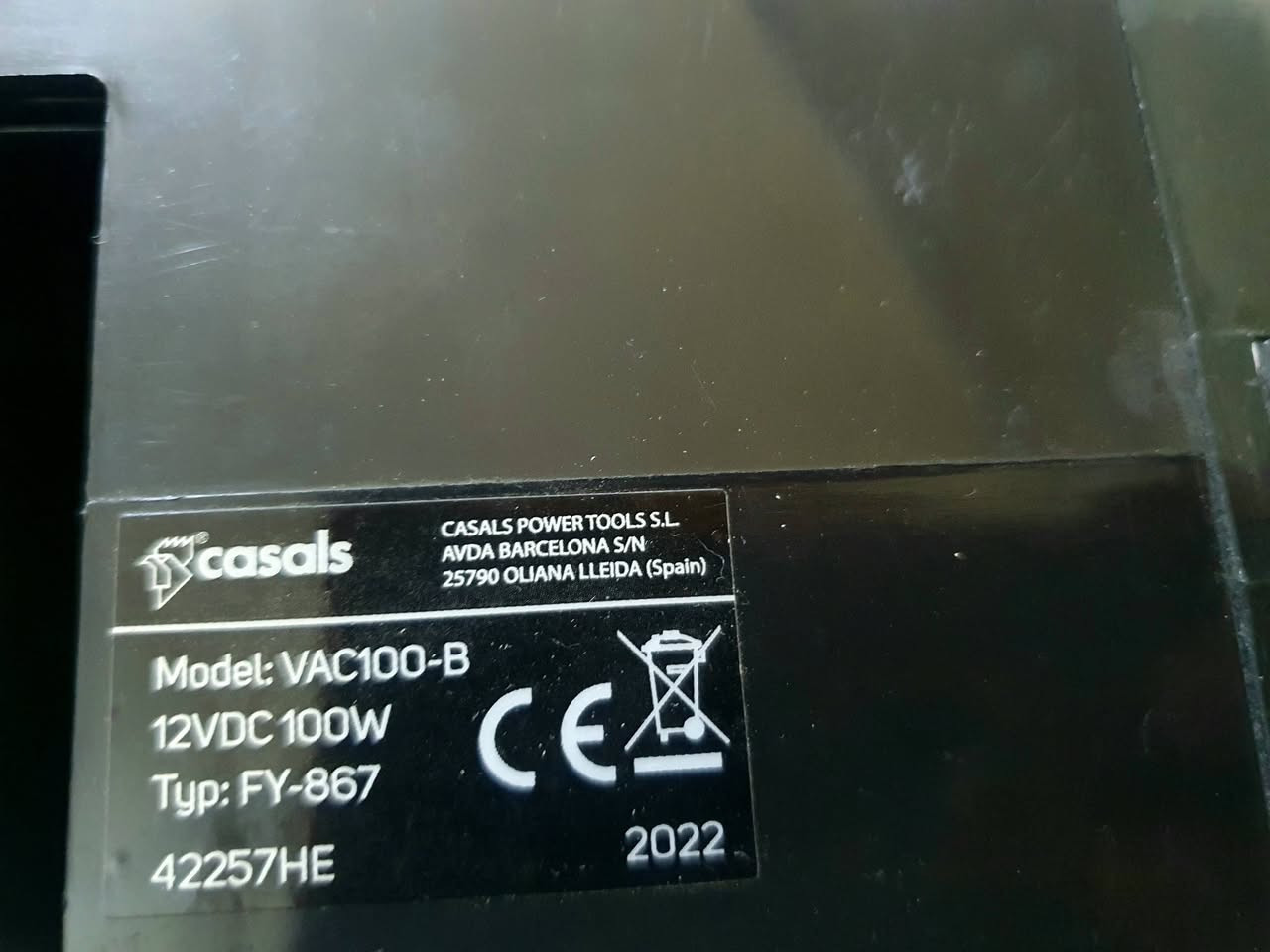 مكنسة سيارة . صنع اسبانيا 
سحب اتربة لا يضاهى 
سلك طويل جدا . يتم لفه داخل حجرة في المكنسة 
ضجيج منخفض جدا


**إذا كنت صاحب هذا الإعلان وتريد حذفه لأي سبب، رجاءا أرسل رسالة إلى الدعم الفني**