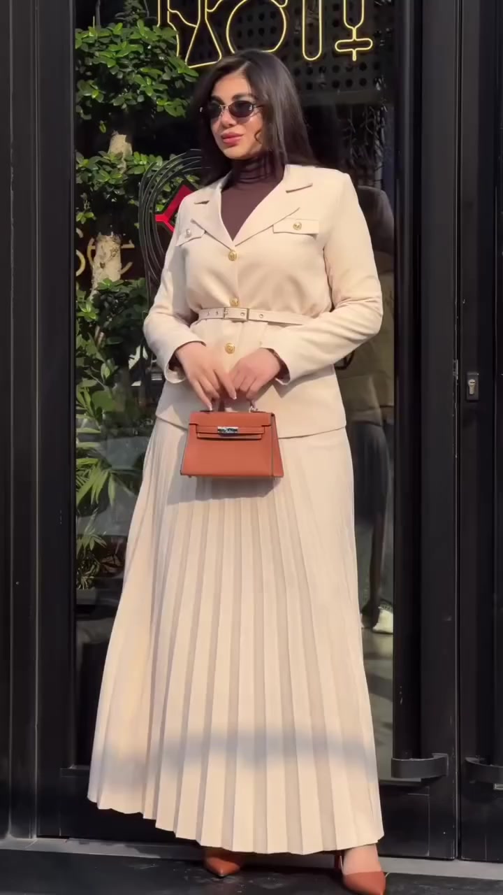 فستان متصل +حزام 
 دبل تركي صيفي
القياسات. S. M. L. XL. XXL


**إذا كنت صاحب هذا الإعلان وتريد حذفه لأي سبب، رجاءا أرسل رسالة إلى الدعم الفني**