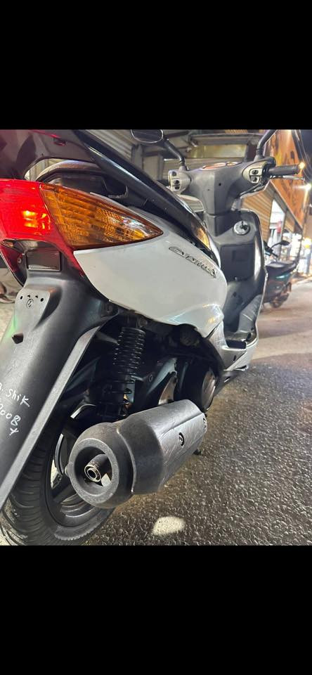 السلام عليكم سكنس ياباني ستان كهرباء دراجه امرتبه وخير من الله لون ابيضّ دراجه نضيفه مكاني الشعب رقم تليفون ***********
سعرها 650 وبيها مجال للشراي
