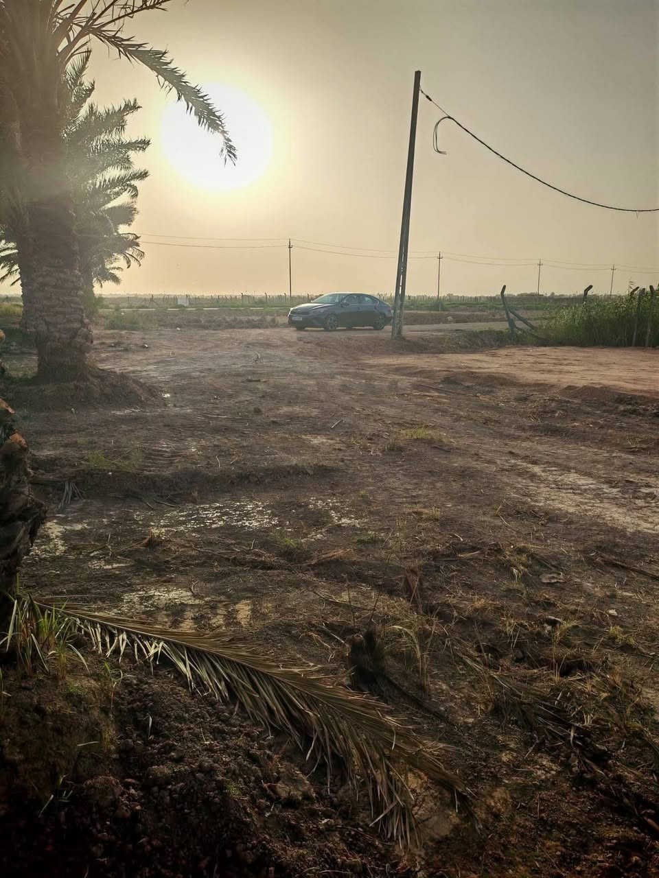 للبيع قطعه مساحة 530 متر طابو زراعي سند  25 تحويل مباشر  
خدمات كامله ماء كهرباء تبليط ) حله ورديه خارج  نزلة سيف سعد طريق يا حسين طريق السكه وره بيت السيد ابو صادق صايره على شارعين 
مجمع احباب الحسين  والمنطقه مسكونه 
القطعه تصلح ثلاث بيوت
السعر 47 وبي مجال 
اتصال او واتساب
‏‪***********‬‏
