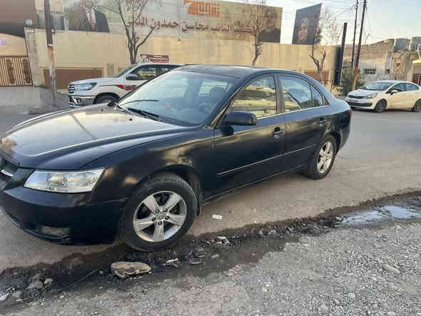 السلام عليكم 
سوناتا 2007 امريكي 

مكينه ٤ /٢٤٠٠ 

تحكمات ستيرن فتحت سقف 

مثبت سرعه باقي المواصفات معروفه 

السعر ٩٣ وبيها مجال 

للاتصال ***********
عنوان نينوى الموصل
