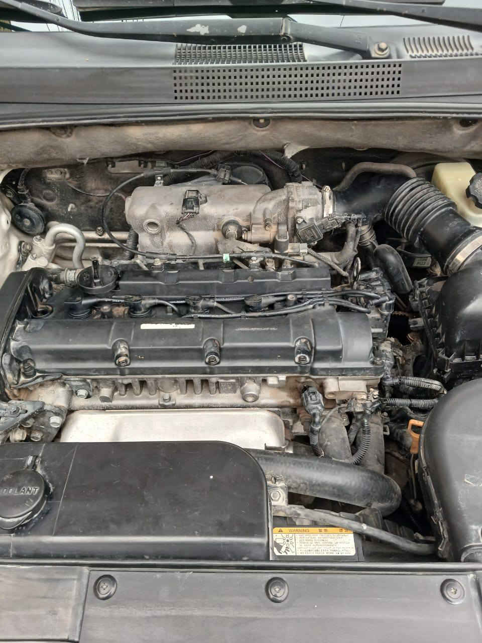 السلام عليكم توسان عشرة مكفولة كفالة عامة 2010 بأسمي رقم بغداد مكاني بغداد صدر جديد تخم تاير السعر 122رقم ***********
