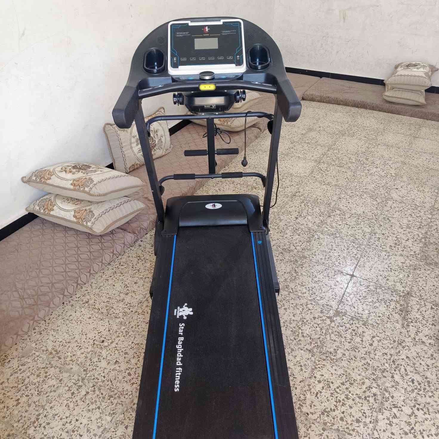 سلام عليكم جهاز جري للبيع 
مستعمل كم يوم اخو الجديد 
الوزن 120 كغ
السعر 450 وبي مجال 
مكانه الفلوجه


**إذا كنت صاحب هذا الإعلان وتريد حذفه لأي سبب، رجاءا أرسل رسالة إلى الدعم الفني**
