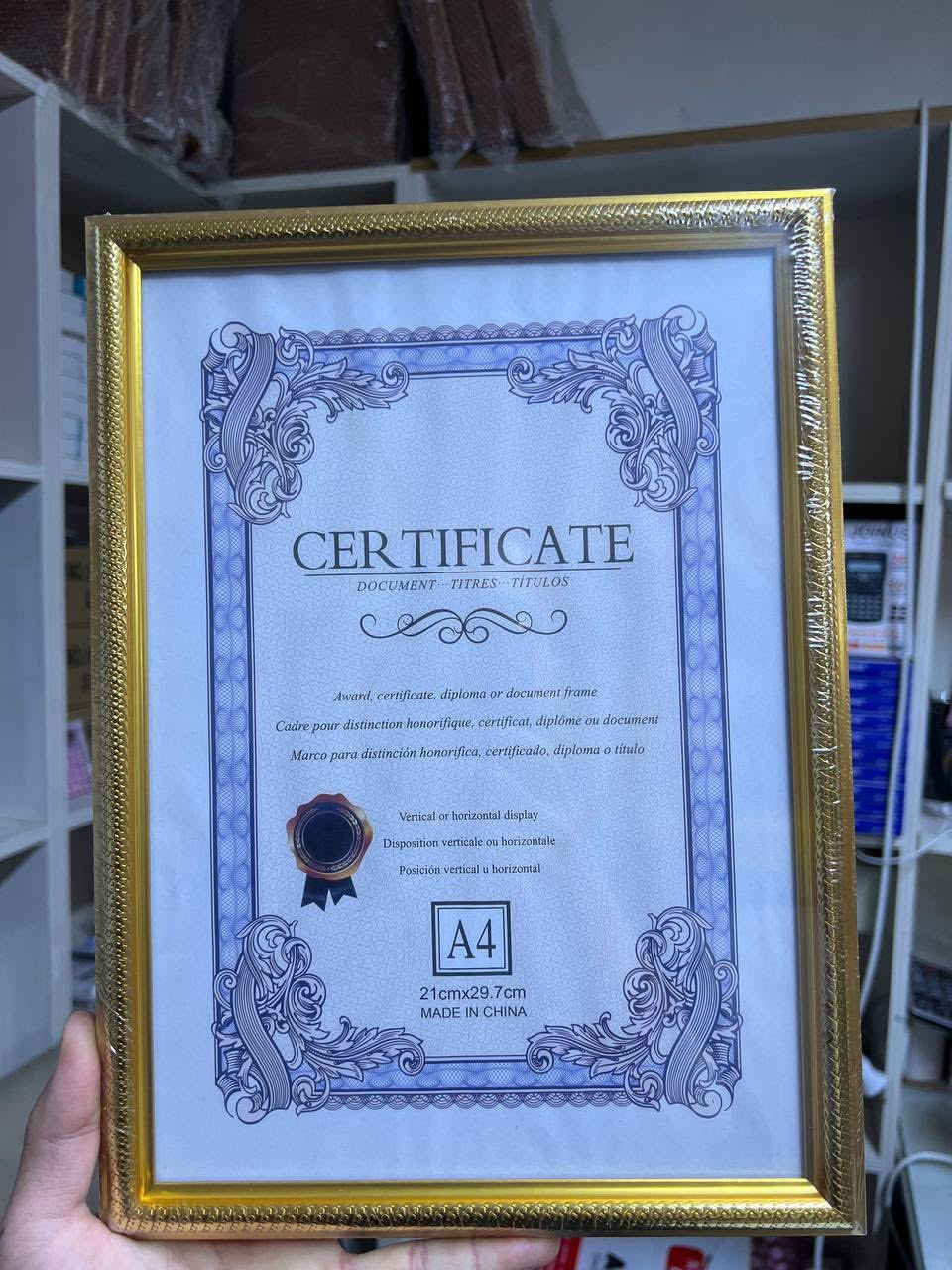 اطار صور A4 خلف ستاند 😍😍

كود:3-1538
عدد كارتون:48
سعر كارتون:
سعر درزن:
__________
***********
***********

https://t.me/zanyar2stationery/8994
