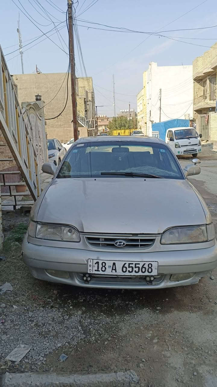 سوناتا موديل 94  رقم بابل دولي سنويه 30 صدر جديد باتري جديد كهربائيات كلها شغاله داخل جديد مابيها اي نقص مكينه وكير نضاف جاهزه من كلشي
سعرها 40 وبيها مجال مكاني بغداد الغزالية
 للستفسار اتصل ***********
