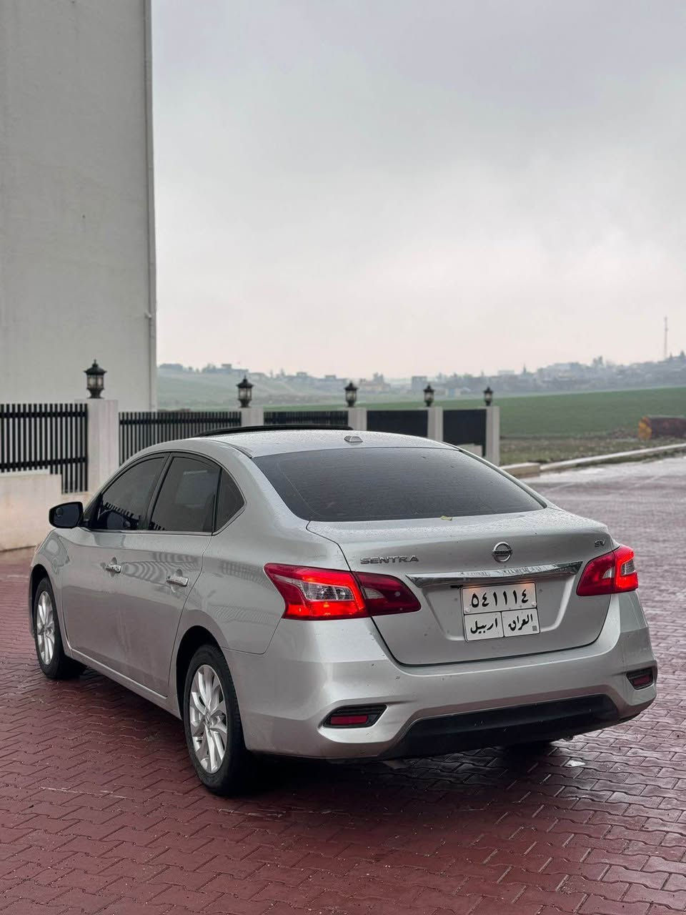 نيسان سنترا sv
موديل 2017 
سعر 109 وه رقه وو مجال
موسفات SV سلايد + شاشه كبير ويل حجم كبير +بصمة
سياره بدون مسرف 
صبخ فقط بولند + ٢ تعديل 
بدون شانسي 
يرباك سكان سيسته م 
عنوان سياره عقرة 
رقم موبايل (***********) اكر, نينوى

