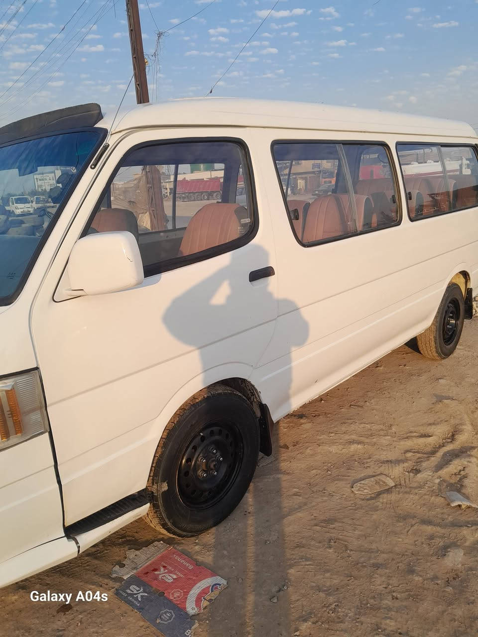 السلام عليكم فتون موديل2009
مكينه وكير واكسن خير من الله كهريات كلهه شغاله
صدر باتري جديد غرفه جديدة سيارة مصبوغه جماله بدون ظربه رقم بغداد نكليزي 
مصفره هيهه وغرامات مكاني بغداد حي النصر 
السعر 57بيهه مجال 
***********/
***********/
