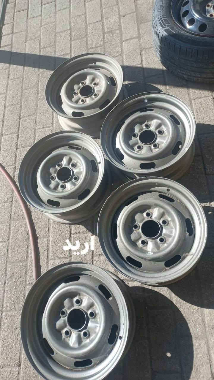 السلام عليكم عندي 5ويالة وتايرات نص عمر ويل عدد 5وتايرات عدد 5ويل أبو فلس ياباني  صبغ جديد سلفري حجم 15رايد مراوس بويل سوبر نفس بل صورة داخل منشور متواجد خاص


**إذا كنت صاحب هذا الإعلان وتريد حذفه لأي سبب، رجاءا أرسل رسالة إلى الدعم الفني**