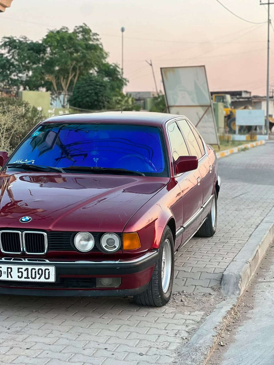 ‏سلام عليكم بي أم 730 اصل سنويةوبليته سنوية إلى 29 هزة جديدة موديل 92 تبريد شغال حدادي ايه 75تخم تاير جديد سيارة كفالة عامة من حادث مكان السيارة بغداد📍***********
