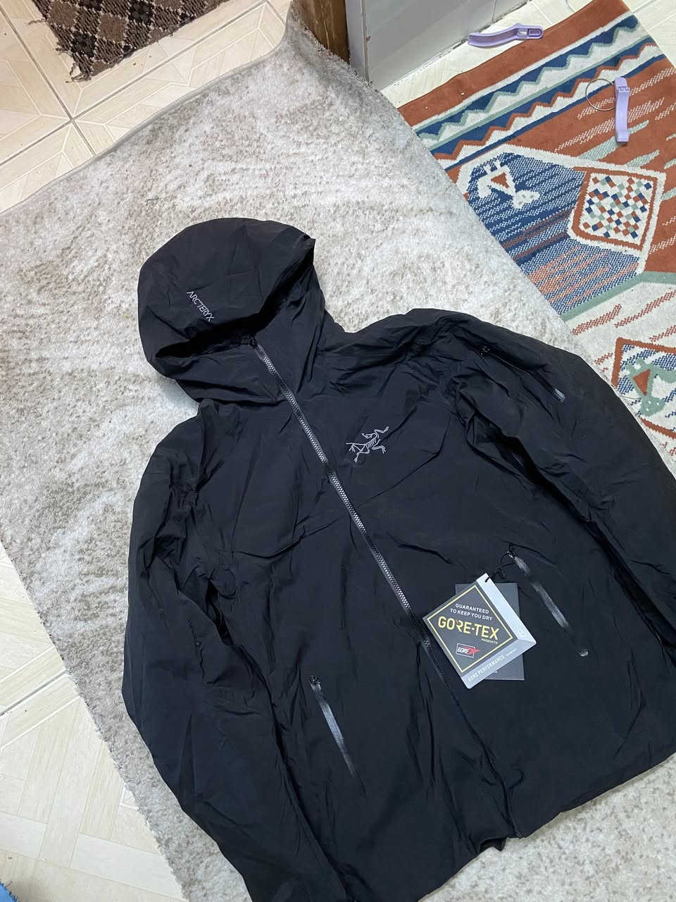 arcteryx macai GTX 750
orginal
goretex
size~XL
توصیل جمع
بالە غیرمستخدم
ناوی پەڕ
داخلی ریشە
***********
