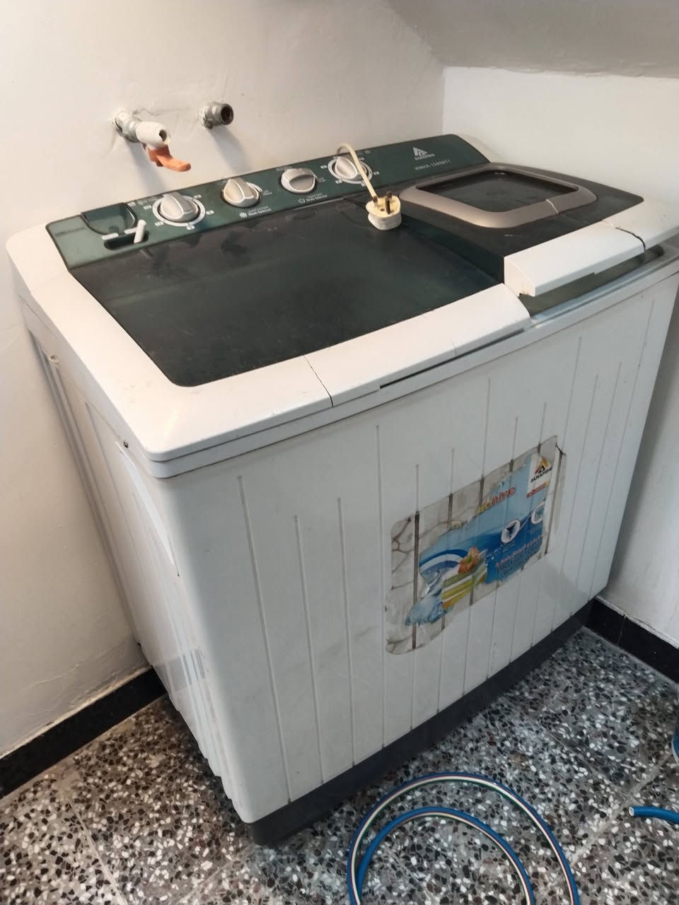 للبيع غساله براد ماي السعر وستفسار وتساب ***********
مكاني البياع حي الرسالة
