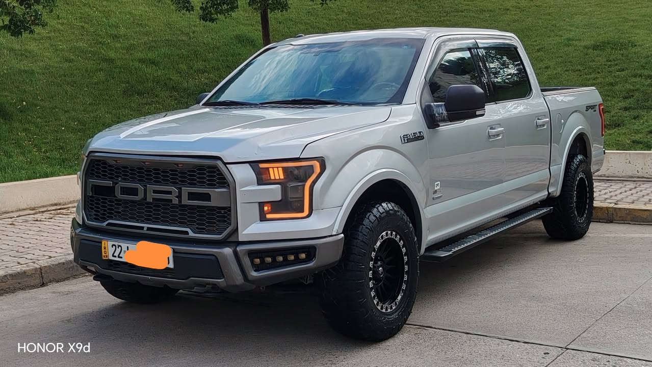 بسم الله سلام عليكم
فورد F-150 موديل:2017 (  انضف او ارخص بكل سوق)
مواصفات لاريات يعني فوول فول ماعدا بنورامه 
 200 الف  ماشي

بــاب طويل بدي قصير  المرغوب 
مواصفات  تشغيل عن بعد  او بيبان بصمه البدي بصمه
شاشه كبير كامره 360دوار او حساس توقف ذاتي
امرايات شفط كارباي  او امرايات ظد فول او رادار جانب
او 4*4يعني دبل اكسل  ويل تاير بلادي شركه  رابتر جبلي
 كشنات  بلادي امامي كارباي جديد بدون اي شك
كشنات تدفيه تبريد
كشنات كارباي   او كشن خزن ميمَز
تححكم بريك بانزين
اوتو ستار ستوب
بريك بصمه

كير مكينه تبريد تدفيه صدر امامي خلفي شرط فحص  مامفتوح كفال 

محرك 6 اقوا مكينه حتا هوك عنده  مرغوب

المواصفات   لايت الي ادي او دبل عدسات
بكلايت اليدي اشاير شفط   غطا بدي
تخم تاير  سياره جاهز مابي ربع مصرف
باب طويل بدي قصير المرغوب
دفع رباعي4x4
گير طياره تبريد مركزي
حساسات خلفية
اضواء محيطية للسيارة

كود قفل  بل باب 
شاشة  كامرا
شاشة معلوماات كبيرة
مثبت سرعة تحكمات استيرن
اوتو بريك 

اطفاء ذاتي عن التوقف
سياره فقط   جاملغ سايق صبخ 
رقم سنوية  كل جديد لحد 2029
مكان سيار سليماني 

سعر   $  186 ورقه قفل سعر جوو سوق

***********رجاا اذا مو شراي لاتكسر حلال ناس مع احتراماتي
