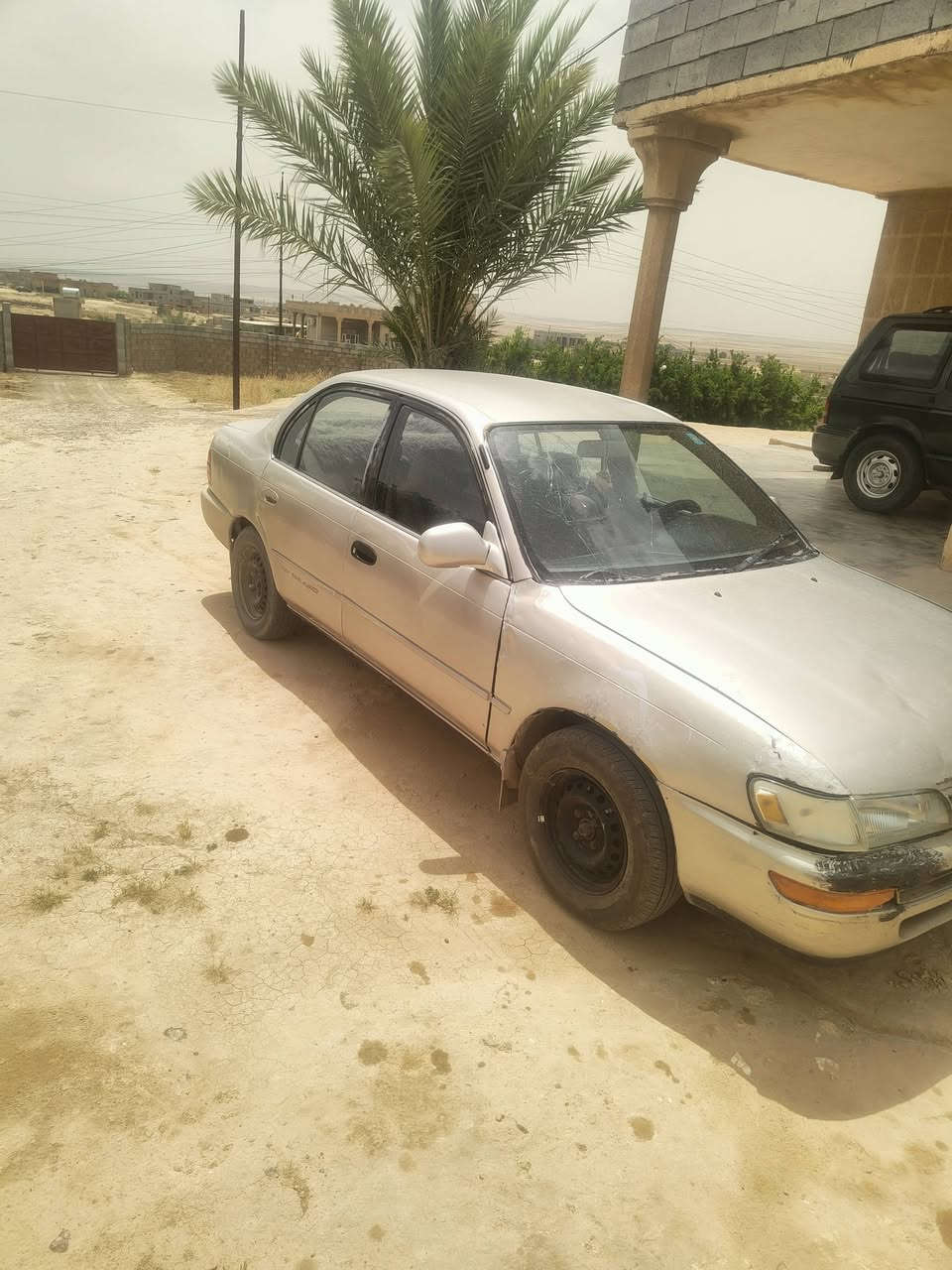 السلام عليكم
كورله موديل 92 نظيفه 

صبغ الباب الخلفي شبر 

ظربه خفيفه الجاملغ اليمن معدل عل بارد 
محرك شرط 
كير شرط

رقم دولي 

تحويل ثاني يوم 

سنويه لل 29

للستفسار ***********
