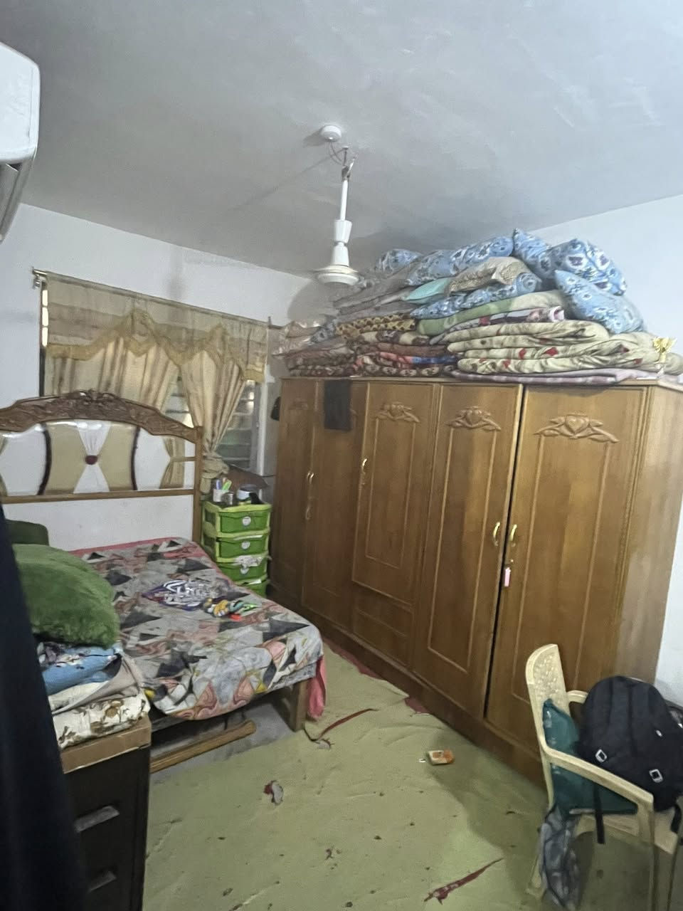بيت للبيع طابقين طابو صرف ٤غرف نوم بي ١٢٥م موقع حلو ومرتب وجاهز من كلشي تبليط كربلاء طويريج ام الهوى القديمه شارع النجار ***********
