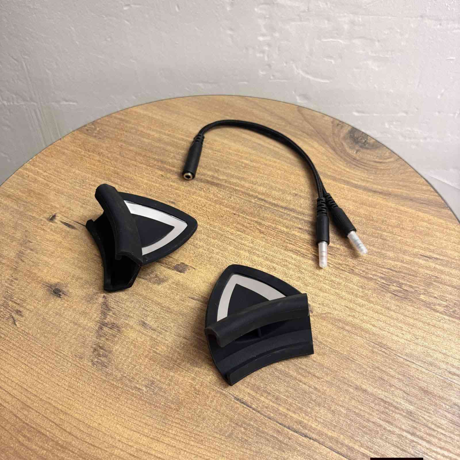 سماعات محيطية 
بلوتوث وسلكية 

السعر ١٥ مع التوصيل


**إذا كنت صاحب هذا الإعلان وتريد حذفه لأي سبب، رجاءا أرسل رسالة إلى الدعم الفني**