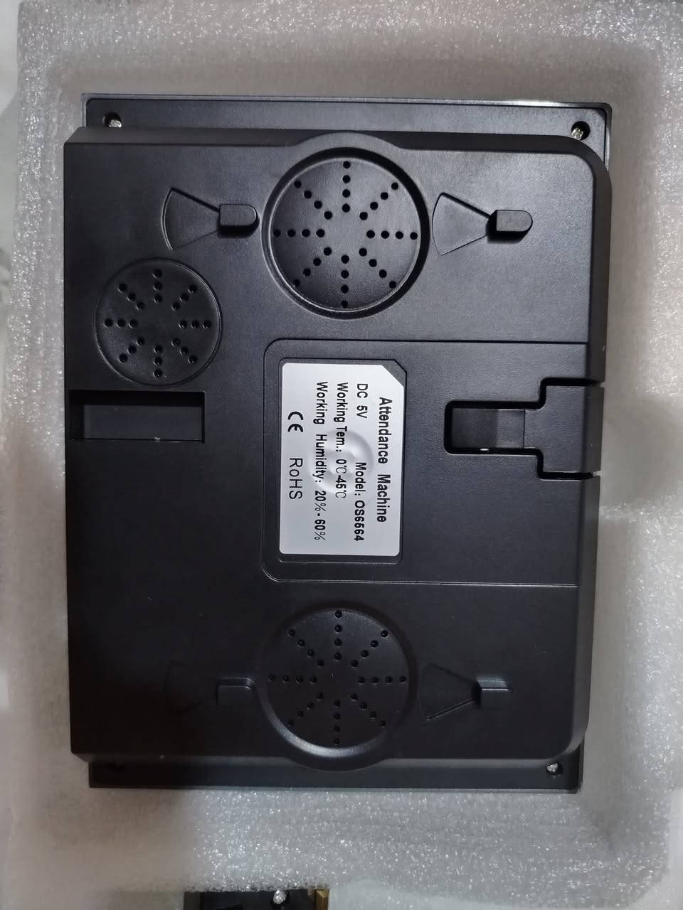 بصمة موضفين عدد 2 بسعر ٤٠ الف مع التوصيل


**إذا كنت صاحب هذا الإعلان وتريد حذفه لأي سبب، رجاءا أرسل رسالة إلى الدعم الفني**