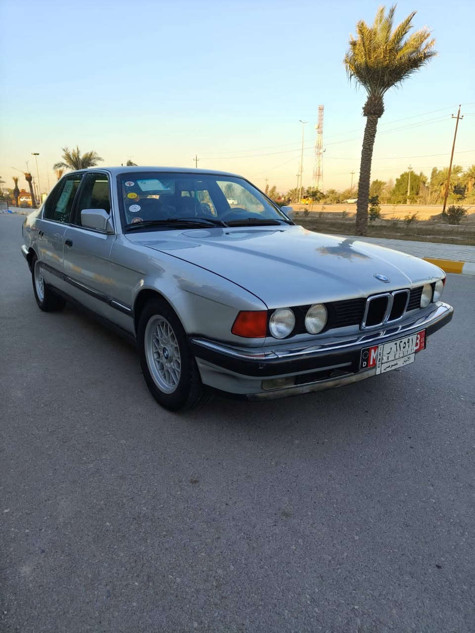 السلام عليكم اخوان 🩶
BMW موديل 1991 حجم 735i
رقم انبار مشروع وطني تحويل مباشر باسمي مكينه كير VVT مكفولات 
تبريد ثلج ويه سويج تخم تاير حداديه امامي خلفي كله جديد سياره جاهزه ومال بيت جني مصبوغه عام جماليه شرط بدون ضربه 
كهربائيات كلهه شغاله دواخل جديده 
العنوان واسط السعر 53 وبيه مجال 
رقم الهاتف ***********
***********
