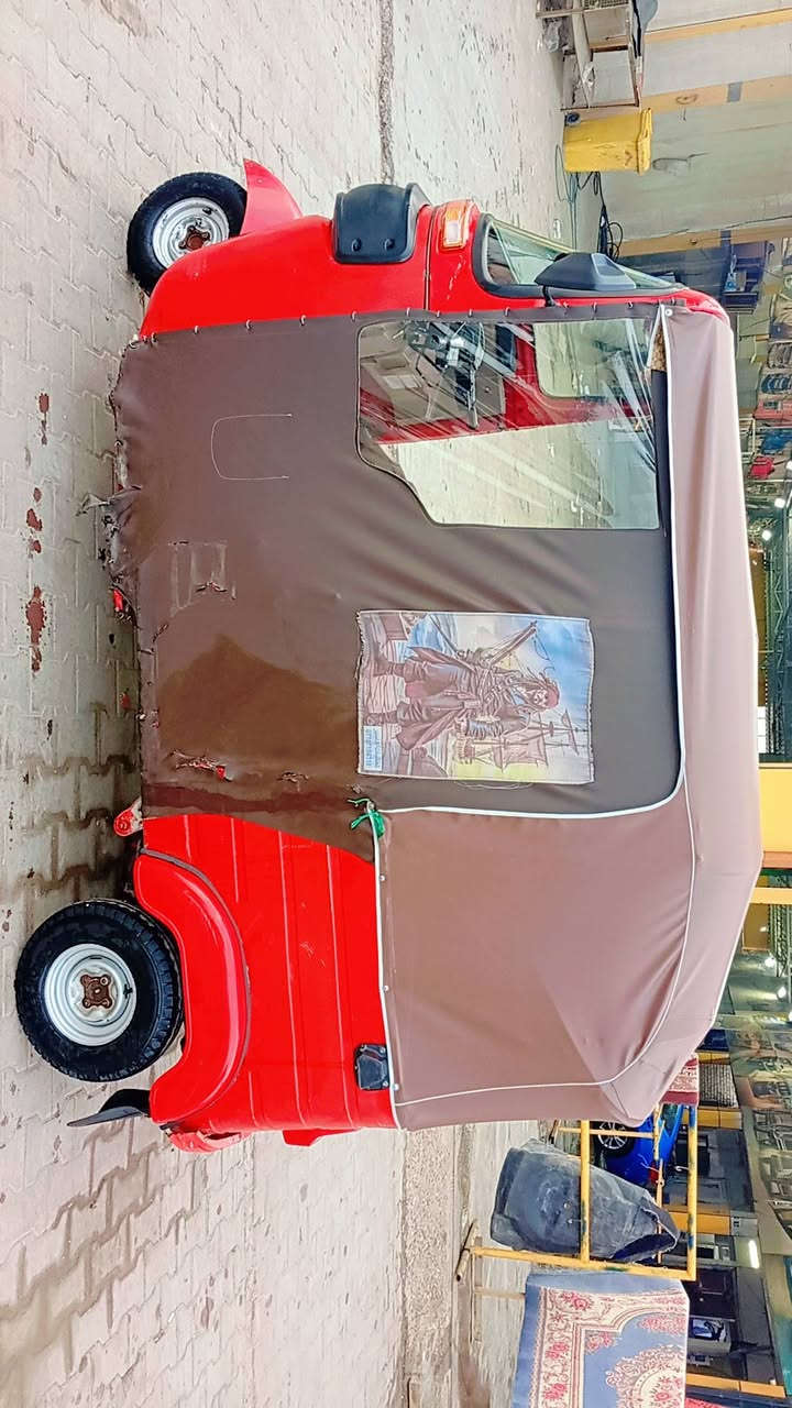 السلام عليكم ورحمه الله وبركاته 
تكتك مودل نهايت ال18 
رقم و سنويه نكليزي بغداد 
شرط تحويل ثاني يوم 
***********
