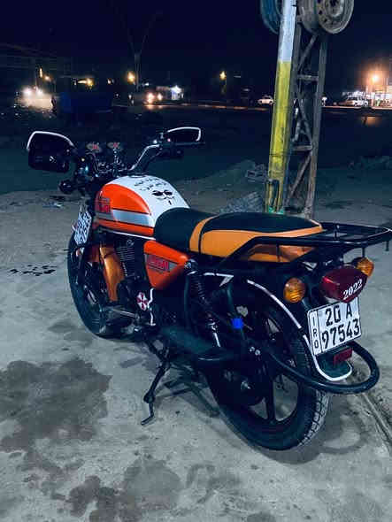 سلام ۈعـْليگمٌ-ٱلسّلٱمّ:ﯙرحـّمَة ٱللـّہ ۈبٌرگـّاتہ ❤️
دراجه للبيع ديوان موديل 22 رقم وسنويه نكليزي شرط التحويل كفاله عامه مكينه ممفتوحه كامله مابيها اي نقص ❤️🫸

سعر 1900 بيها مجال قليلل ❤️🫸

مكاني ديالئ خالص هبهب ❤️🫸

رقمي ***********❤️🫸
