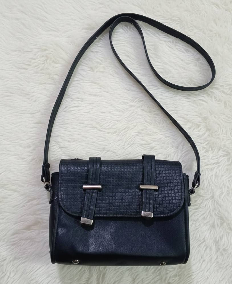 جنط مستعملة شرط النظافة
استعمال خفيف، توصيل متوفر الديوانية وجميع محافظات العراق


**إذا كنت صاحب هذا الإعلان وتريد حذفه لأي سبب، رجاءا أرسل رسالة إلى الدعم الفني**