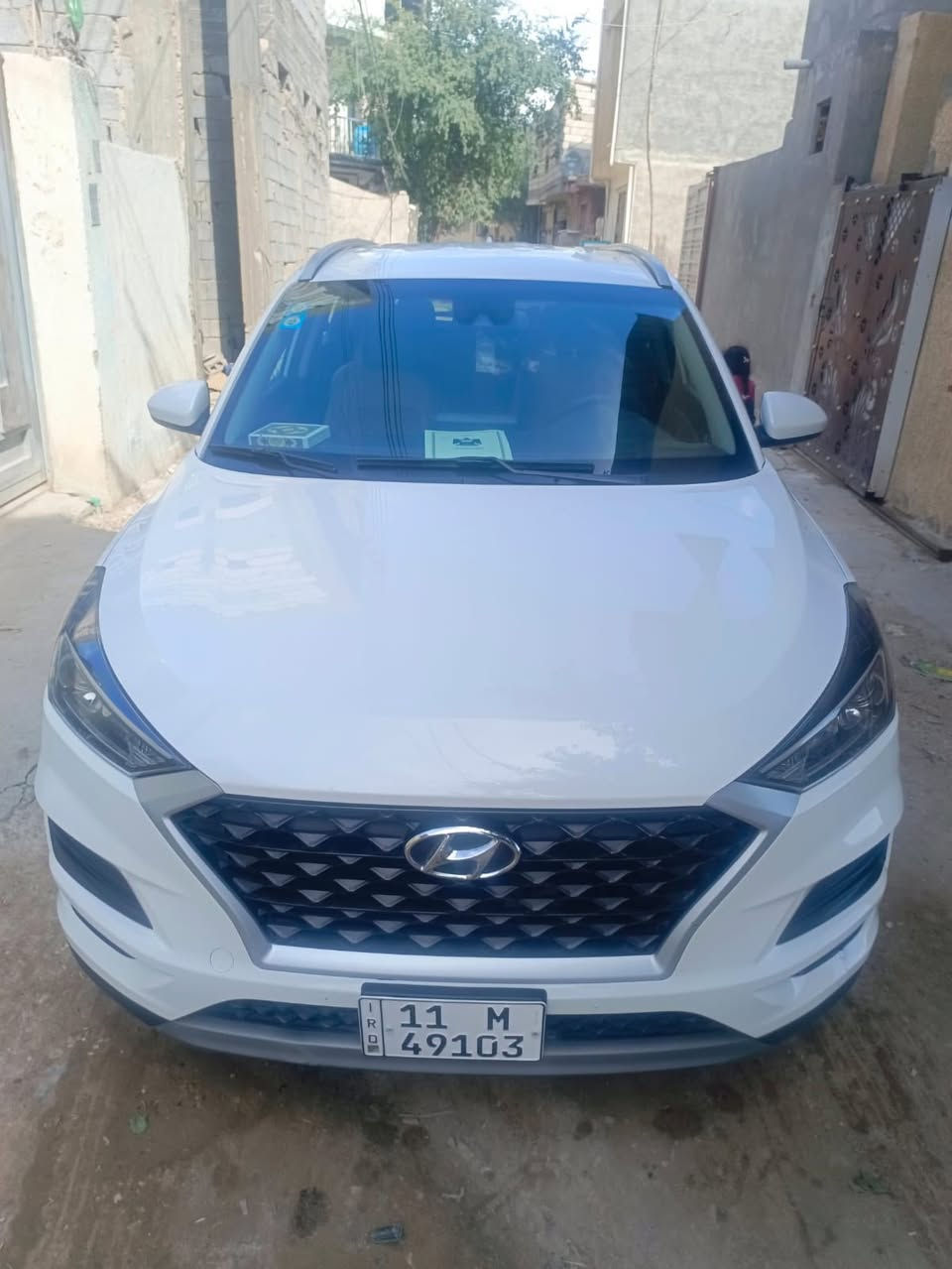 هيونداي توسان أمريكي داخله كلين للعراق وهنا وكع ع بنيد مالتها فقط البنيد تضرر بسيط / موديل 2021 المواصفات العامة محرك  المسافة المقطوعة 53 ألف  شرط نضافه فول سيرفس كامل بالشركة السيارة كفالة عامة كير ومكينة حدادية كهربائيات كاملة بشرط سيارة نظافة عالية جداً
المواصفات التفصيلي
كرسي السائق كهربائي
حساسات360 درجة
شفتات ستيرن
شحن موبايل
نظام صوتي
إضاءة LED أمامي وخلفي
حساسات أمامية وخلفية
مرايا كهربائية مع طي أوتوماتيك وترحيب
صاجات بلاك
تحكم من الستيرن
منفذ 220 فولت
مانع انزلاق
عدسات إضاءة
خروج عن المسار
فتحات تبريد خلفية
هاند بريك بصمة
تبريد مركزي منفصل
مانع انحدار
مراية عاكسة
لايتات كهربائية
زينون عالي 
شاشة نظام القيادة
كروم خارجي كامل
دبل LED
نظام تحذير خط الطريق
السعر 185

أغراض الشركة كاملة
سبير وكتلوك موجودة
مكان السيارة / كربلاء
رقم صاحب السيارة  
***********
