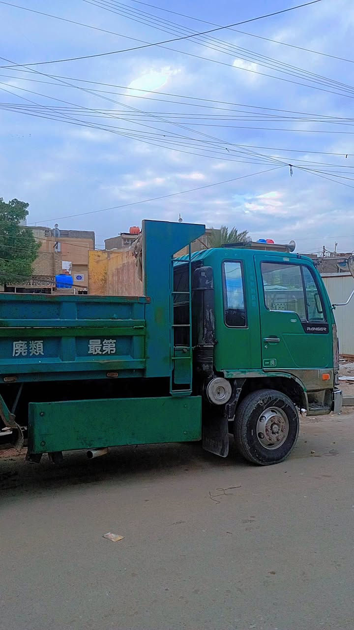 هينو طيره مكينه 70عادي رقم ديالى بسمي السياره لا تبخير ولا تنقيس تحويل ثاني يوم مكان السياره بغداد 
***********
