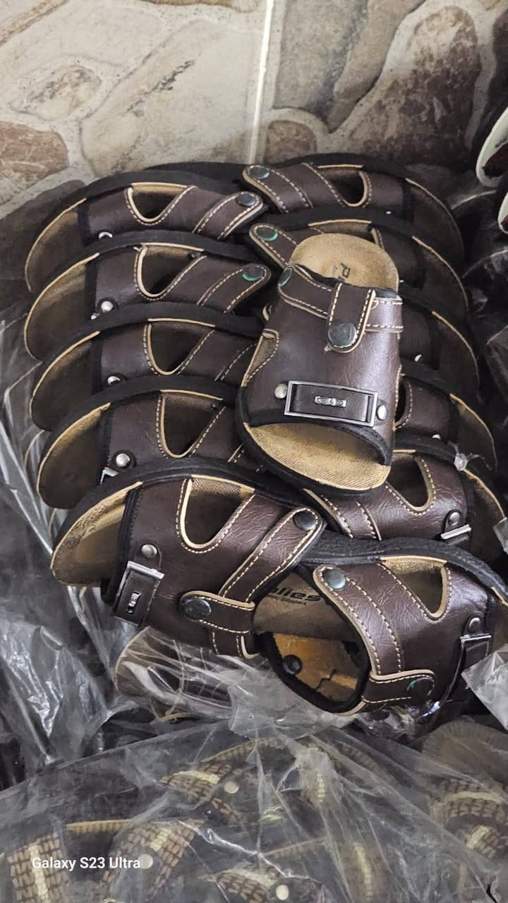 ✨شروه احذيه نوع اول شحاطه 6000قطعة
✨3000 زوج نسائي 36الل40 
✨1300 زوج رجالي 40الل45 
✨1700 زوج ولادي بناتي 30الل35
✨السعرررررر 80 سنت📦🔥
🌟للحجز والاستفسار على الوتس👇
905377654036+


**إذا كنت صاحب هذا الإعلان وتريد حذفه لأي سبب، رجاءا أرسل رسالة إلى الدعم الفني**