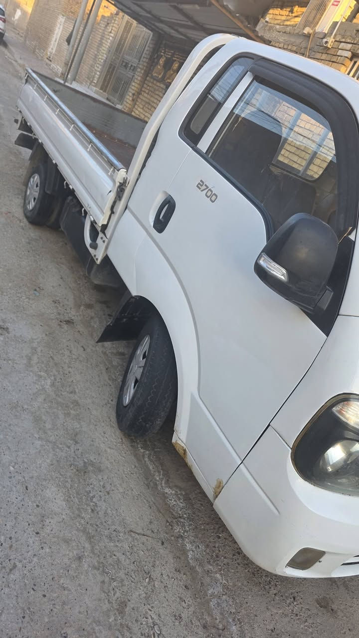 كيا حمل نثيه مديل 2019مكينه ما مفتوحه سياره فوول نضافه مال جناي سعرها122وبيها مجال للشراي للستفسار***********
