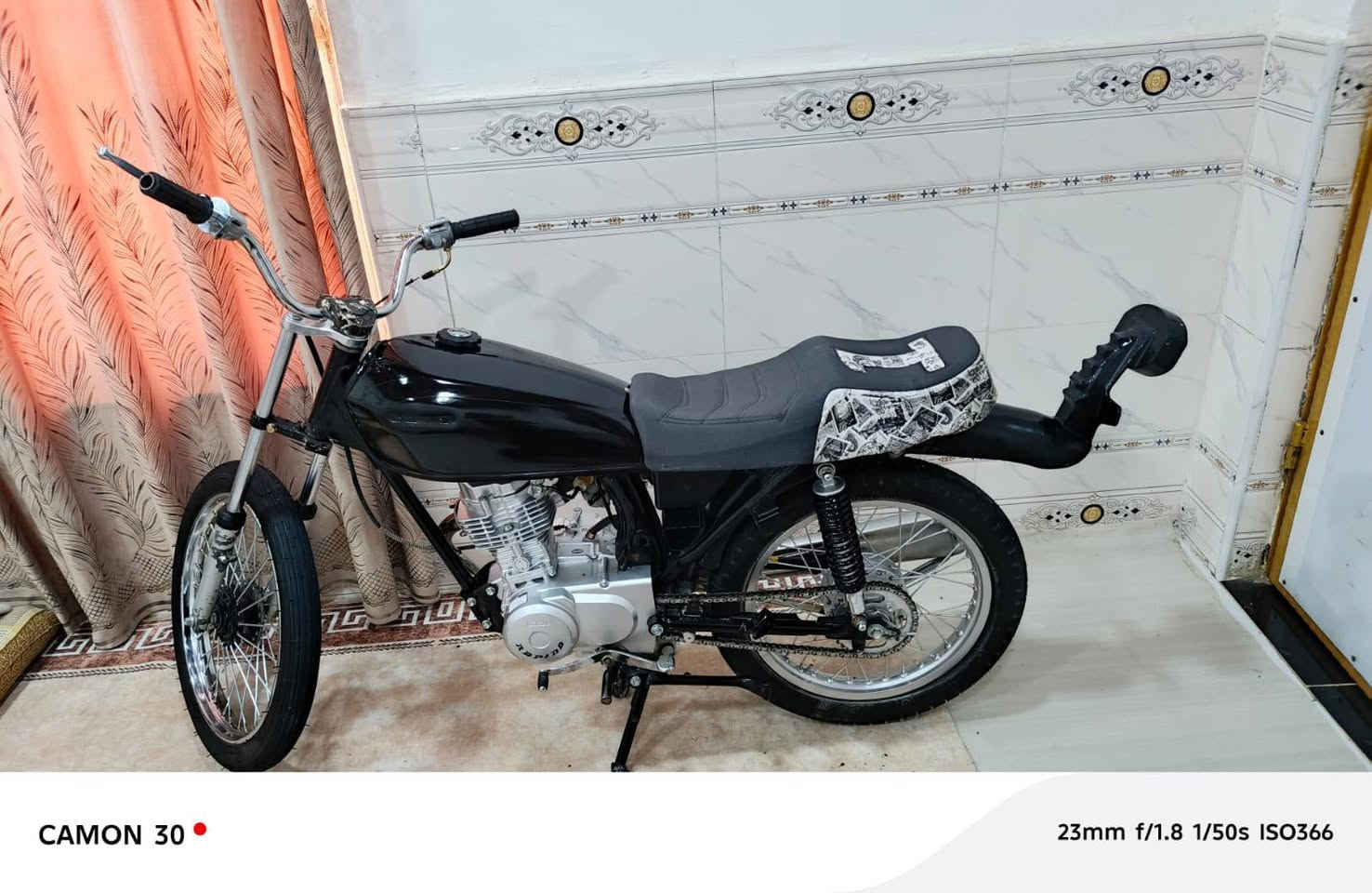 سلام وعليكم دراجه تعمير  البيع ادوات مرحرك رابيدو ولسعر550وبيه مجال قليل ***********
