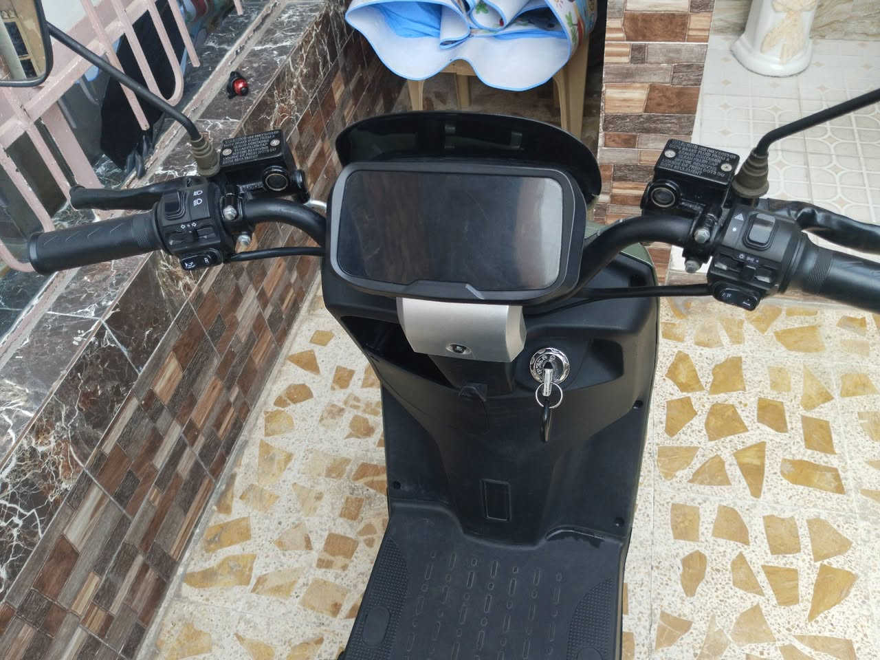 ماطور شحن 318. بطاريات شرط
سعر 650.       ***********
