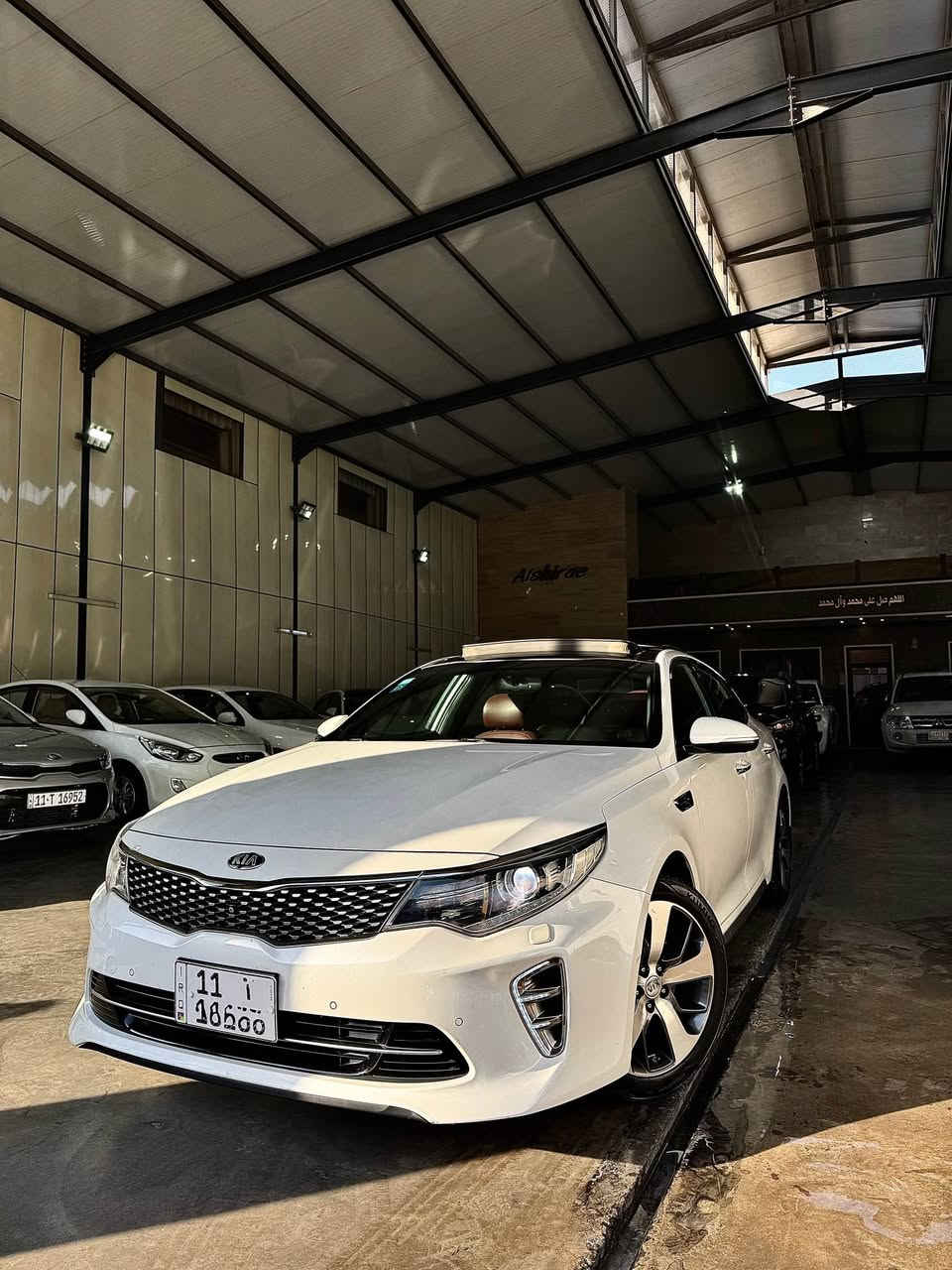 السلام عليكم👋🏻🤍
للبيع كيا اوبتيما 2016 جي تي لاين  خليجي 
السياره مكفوله كفاله عامه من الدعاميه للدعاميه كفاله 🔥🤍
السياره ماشيه 67KM الف فقط شرط بحاله الزيرو الوكاله
مواصفات: الفول ال جي تي لاين GTlien✈️
‏‎1_مكينة 2400🚘
‏‎2_  رقم بغداد تحويل مباشر✅
‏‎3_تبريد قطعتين منفصل ✅
‏‎4_بانوراما 3حركات ✅
‏‎5_ستيرن شكل رياضي sport ✅
‏‎6_تدفئة ستيرن ✅
‏‎7_شفتات تب ترونك كير عادي✅
‏‎8_تحكم ستيرن  ✅
‏‎9_كامرات ٤ مع GPSفعال✅
‏‎10_كشنات جلد لون عنابي اصلي ✅
‏‎11_كشنات كهرباء متحركة مع تخزين 2وضعية ميموري كشن✅
‏‎12_تدفئة وتبريد كشنات امامي تدفئة كشنات خلفي✅
‏‎13_حساس امامي خلفي ✅
‏‎14_زراك لايت✅
‏‎15_لد امامي خلفي ليزر✅
‏‎16_لايت زينون ناصي عالي متحرك مع حركة الستيرن واظهار النقطة العمياء ✅
‏‎17_رادار تنبيه عند اقتراب سيارة من الخلف والجوانب ✅
‏‎18_ايرباك عدد 8✅
‏‎19_انظمة قيادة  عدد 3 ايكو سبورت اعتيادي ✅
‏‎20_نظام ABS بريك ونظام ESP✅
‏‎21_دسكات عدد 4 رياضي جي تي ✅
‏‎22_وَيْل مشيف سبورت حجم 18 عدد 5 وحساس اطارات ✅
‏‎23_نظام AUTO HOLD نزول منحدرات✅
‏‎24_الصندوق نظام ذكي فتح الجنطة عند الاقتراب من السيارة ✅
‏‎25_شاشة 8 انج لمس notification ✅
‏‎26_بوصلة تحديد القبلة والخرائط وتحديد الموقع والملاحة✅
‏‎27_سماعات عدد 10 ✅
‏‎28_بلوتوث مع حساس الصوت اذا كان مرتفع عند الكلام ينخفض✅
‏‎29_نظام الصوت سستم harman/kardon ✅
‏‎مع سبوفر مضخم صوت عدد 2✅
‏‎30_هاند بريك بصمة كهرباء ✅
‏‎31_بردات خلفية اصلي✅
‏‎32_نظام شحن الهاتف لاسلكي وايرليس ✅
‏‎33_ضوء ابيض داخلي ✅
‏‎34_مري كهرباء شفط قلابة مع ضوء إشارة‎ الماسحات حساس تعمل عند الأمطار✅
سياره جديده وبحاله الوكاله 🔥♥️
_______________________________________________
موقعنه:بغداد الكرخ معارض البياع 
السعر:184💸💸وبي مجال👋🏻🤍
لاتصال والاستفسار: ***********   
                                                ☎️☎️         ☎️☎️ بغداد, العراق
