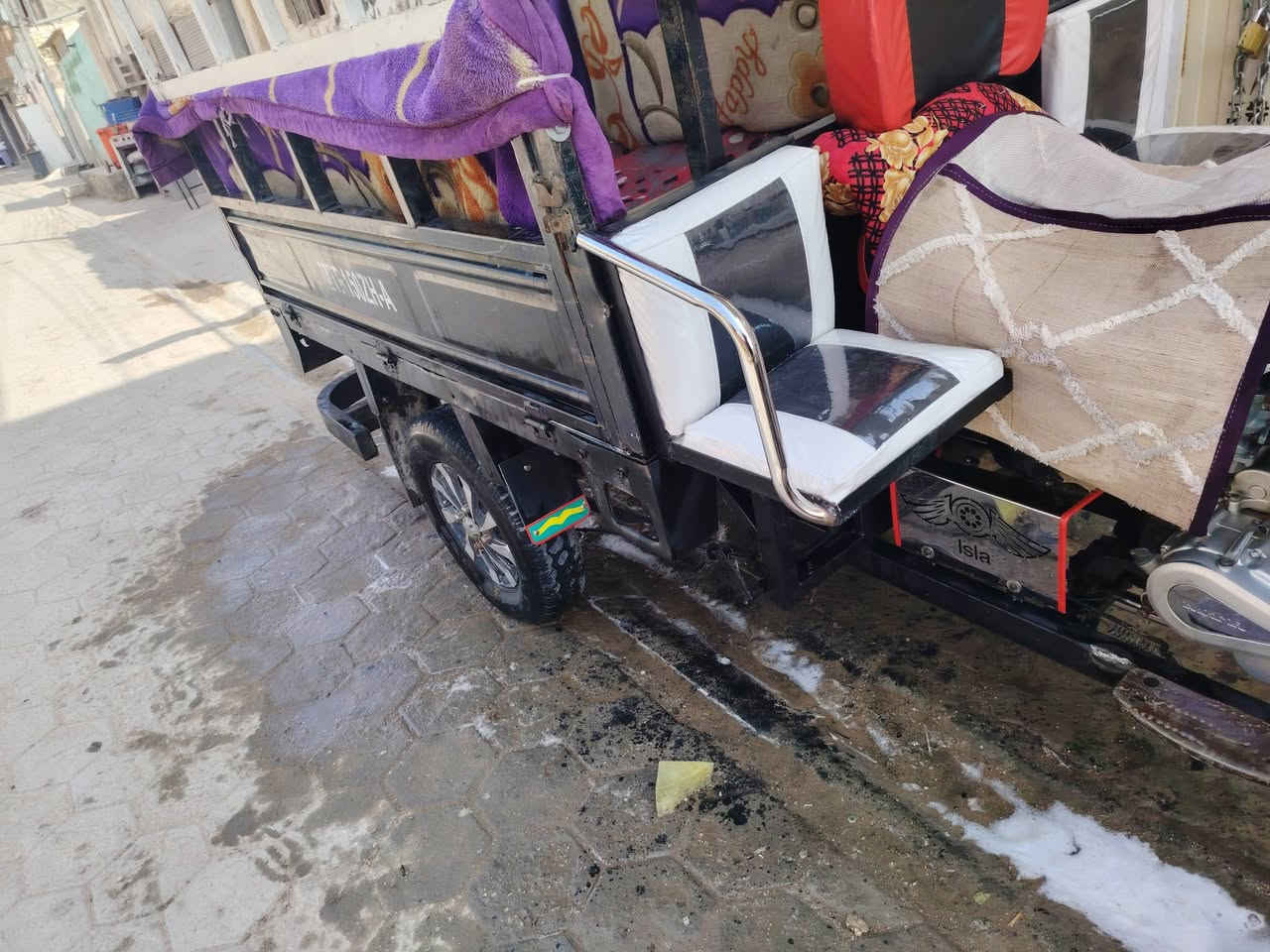 السلام عليكم ستوته موديل 16 للبيع وكيل الجنابي ستوته مقفوله كفاله عامه كهربائيات كله شغاله شاصه نظريه السعر 1,700 وبيها مجال بسيط المكان نجف حي الجزيره


**إذا كنت صاحب هذا الإعلان وتريد حذفه لأي سبب، رجاءا أرسل رسالة إلى الدعم الفني**