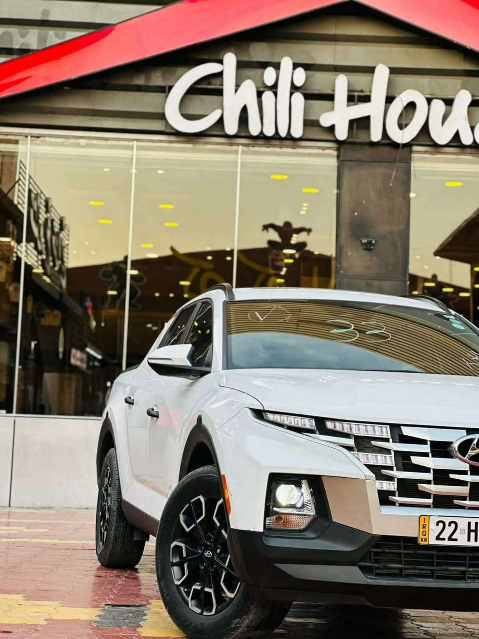 سلام عليكم
Santa Cruz 2022 sel premium 
حادثها فقط باب البدي وبيها بارد بسيط بالجاملغ
السيارة ماشيه ٤٤ ، مواصفاتها حلوة ومعروفه 
جديده وعليها ادامه مستمرة 
كلشي بيها بلادي اي قطعه مامبدلة 
رقم اربيل ، سنوية تضليل 
سيارة مال جناي والله تخبل بالعافيه ع الياخذها 
مكاني كربلاء ، للتواصل *********** 
اي تفاصيل تريد راسلني واتساب وبخدمتك 
سعرها ٢٣٥ وبيها مجال للطيبين
