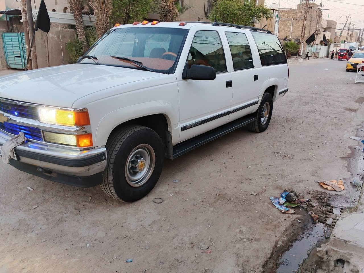 السلام عليكم سياره جمسي فحل موديل 97 بغداد خصوصي مشروع وطني مكينه ٥٣٠٠ كير ٧٠٠ تحويره جديده حاويه ما ٢٠٠٦ السعر ٦٠ ورقة وبيه مجال  العنوان بغداد  الاتصال على الرقم ***********
