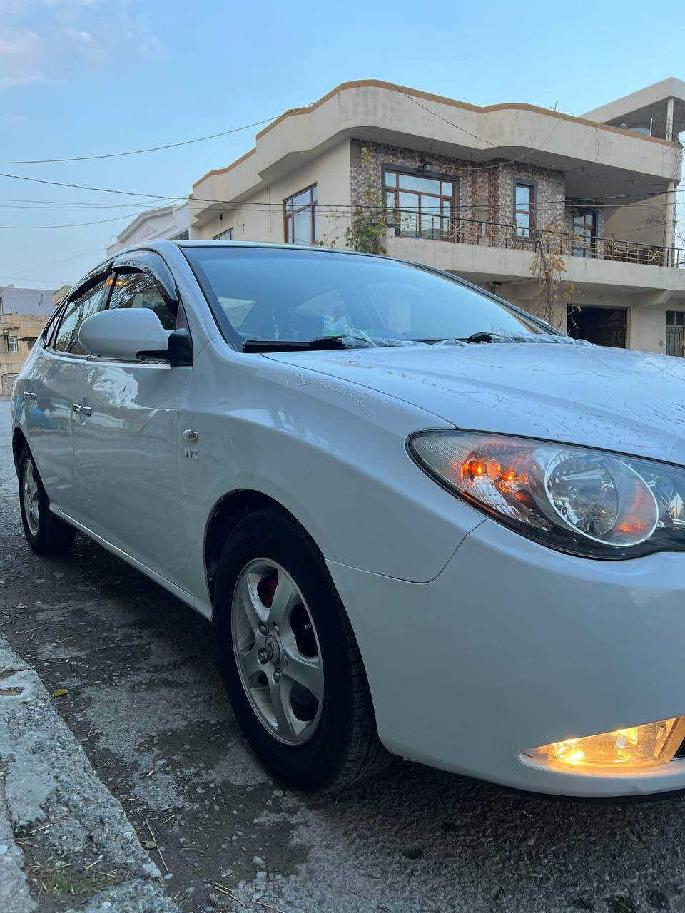 ئاڤانتی ٢٠٠٧ Avanti
لۆک لۆک تابڵێی پاکو جوانە 
ماڵی دۆست 
سەیەرەکە هی ماڵان بوە 
گیرومەکینە تەبرید 
ساردو گەرم بەشەرت
هەیکەلی زۆر جوانە 
ناو زەرد بەرگە کوشنی دەرجەیەکی تێگیروە 
ناوەوەی زۆر پاکو خاوێنە 
کامل مەسرەفە
دارو بەردی بەشەرت 
نرخ ٥١گەڵا ماجال
موشتەری تێل بکە 
ژ.م ***********
ڤایبەر واتسئەپ 
شوێن: ڕانیە - چوارقوڕنە رانية, السليمانية
