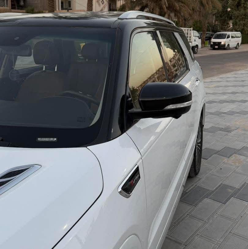 شانجان sc95 موديل ٢٠٢١ 
السيارة ماشية ٥٨ الف 
مواصفات السيارة 
١ _بانوراما 
٢ تبريد قطعتين 
٣_ كامرات ٣٦٠ درجه 
٤ _ انظمه تحكم 
السياره حلوه و مرتبه و علئلية 
بيها صبغ بابين فقط و  بيها شخوط خفيفه 
السعر ١٦٠ وقه و بي اذا تجي و شراي تشلع عيوني و انزلك من سعرها
للتواصل و الاستسفسار 
***********
