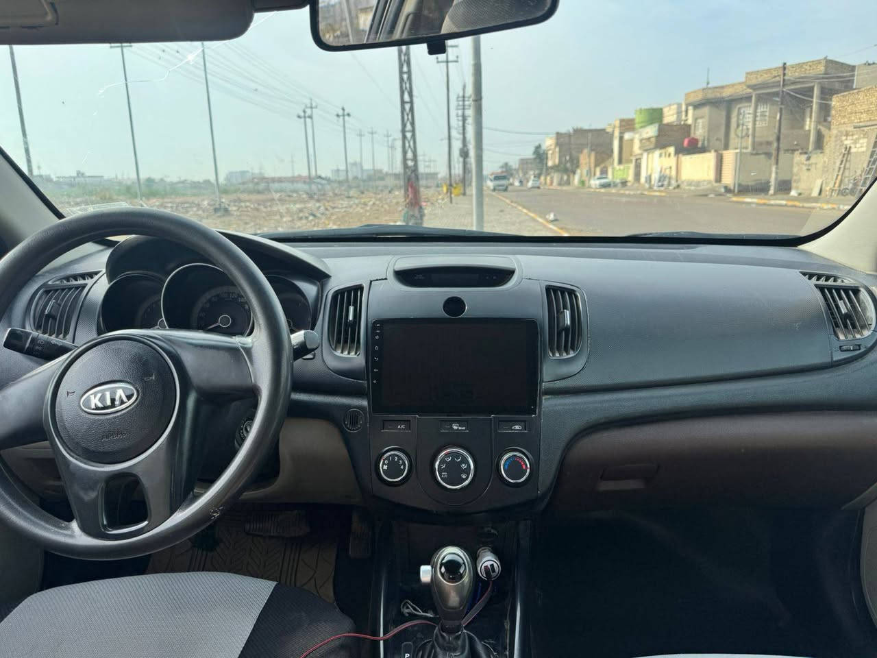 سيراتو موديل 2012جاهزه من كلشي
صبغ جماليه لان هذا لون يصير بي جراد 
كير محرك حداديه تبريد كله شغال وجاهز مابيه اي نقص
رقم مثنى مكان السياره بالديوانيه
السعر 77ورقه 
مراوس اذا اكو بسياره صفره
لتواصل ***********
