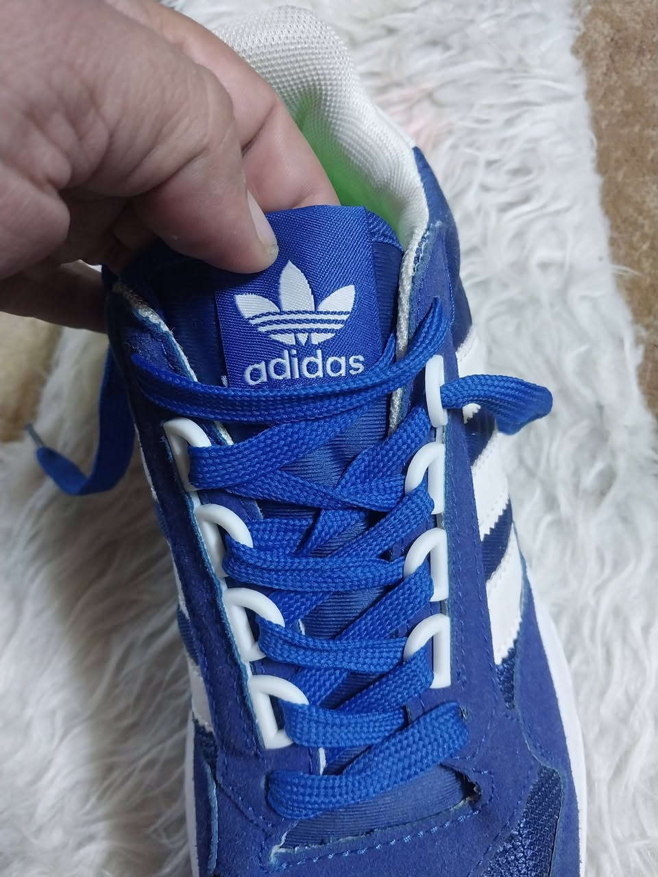 قطعه فيتنامي اديداس شرط اصلي اذا مو اصليه لاتستلم الطلب ولاتدفع دينار  السعر ٢٠ الف  والتوصيل مجاني القياس ٤٣ ع اول تم ملاحضه تصفيه محل الله شاهد


**إذا كنت صاحب هذا الإعلان وتريد حذفه لأي سبب، رجاءا أرسل رسالة إلى الدعم الفني**