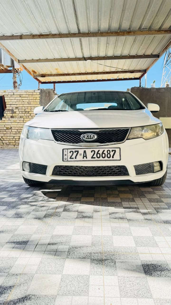 السلام عليكم
للبيع كيا سيراتو خليجي موديل 2012 رقم وسنويه جديده ذي قار 27 للسنه 2028 مكفوله ماعدا داير جاملغ بي صبغ وبيه كارت بمكانين بباب السايق وداير جاملغ الثاني كير محرك تبريد حداديه جديده اطلع تراي وافحص وين مايعجبك مكانه الديوانيه 
***********
***********
