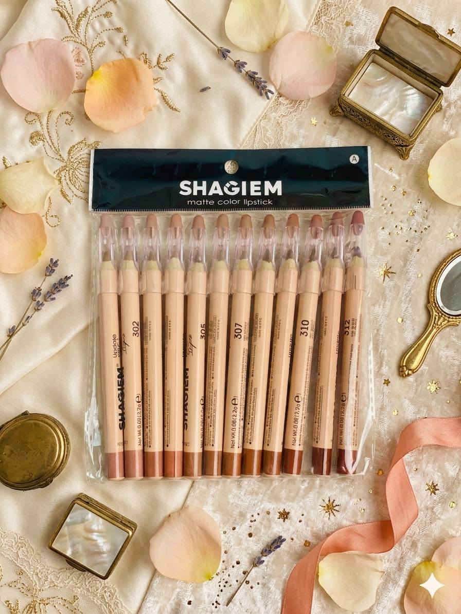 دقة وتنوع بلا حدود مع مجموعة SHAGIEM! ✨
لو كنتِ تبحثين عن التحديد المثالي الذي يدوم طويلاً، هذه المجموعة صُممت لكِ. 12 درجة مختلفة تبدأ من ألوان النيود الناعمة وصولاً إلى الأحمر الجريء، لتناسب كل إطلالاتك وكل ألوان أحمر الشفاه التي تمتلكينها.
• المميزات:
• 🍒ملمس كريمي ناعم يسهل الرسم.
• 🍒ثبات عالي يمنع تلطخ الروج.

✅ 12 درجة لونية متنوعة (من رقم 302 إلى 312).
✅ تحديد دقيق وواضح بلمسة واحدة.
✅ مظهر مطفي (Matte) وجذاب.

#للحجز_والاستفسار_مراسلة_خاص


**إذا كنت صاحب هذا الإعلان وتريد حذفه لأي سبب، رجاءا أرسل رسالة إلى الدعم الفني**
