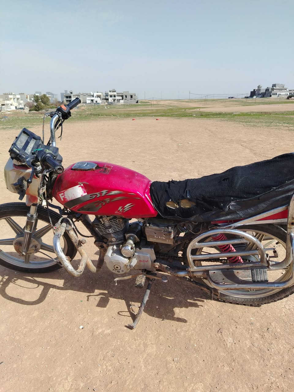 السلام عليكم ماطور للبيع
هذا شكله شغال بي أوراق منافيس سعره 200 وبي مجال شوي


**إذا كنت صاحب هذا الإعلان وتريد حذفه لأي سبب، رجاءا أرسل رسالة إلى الدعم الفني**