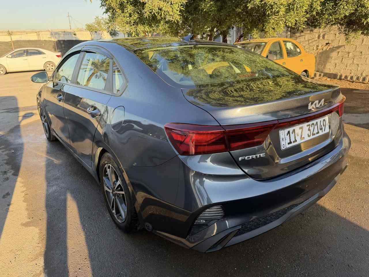 اسلام عليكم للبيع كيه فورتي موديل 2024 امريكي بدون ارباك فقط صبغ باب وجاملغ فقط لباقي كفاله لا صبغ ولا تبديل مكان سياره بغداد الجديده  السياره مابيهه نقص برغي كلهه على وضع الشركه كير مكينه تبريد صدر تخم تاير كله جديد السياره رقمهه بغداد باسمي سنويه تحويل ثاني يوم السياره بيهه منضومه غاز بعدهه بلضمان جديده مشدوده السياره ماشيه 47 اي ستفسار اتصل عل رقم *********** سعرهه 155 وبيهه مجال نشالله
