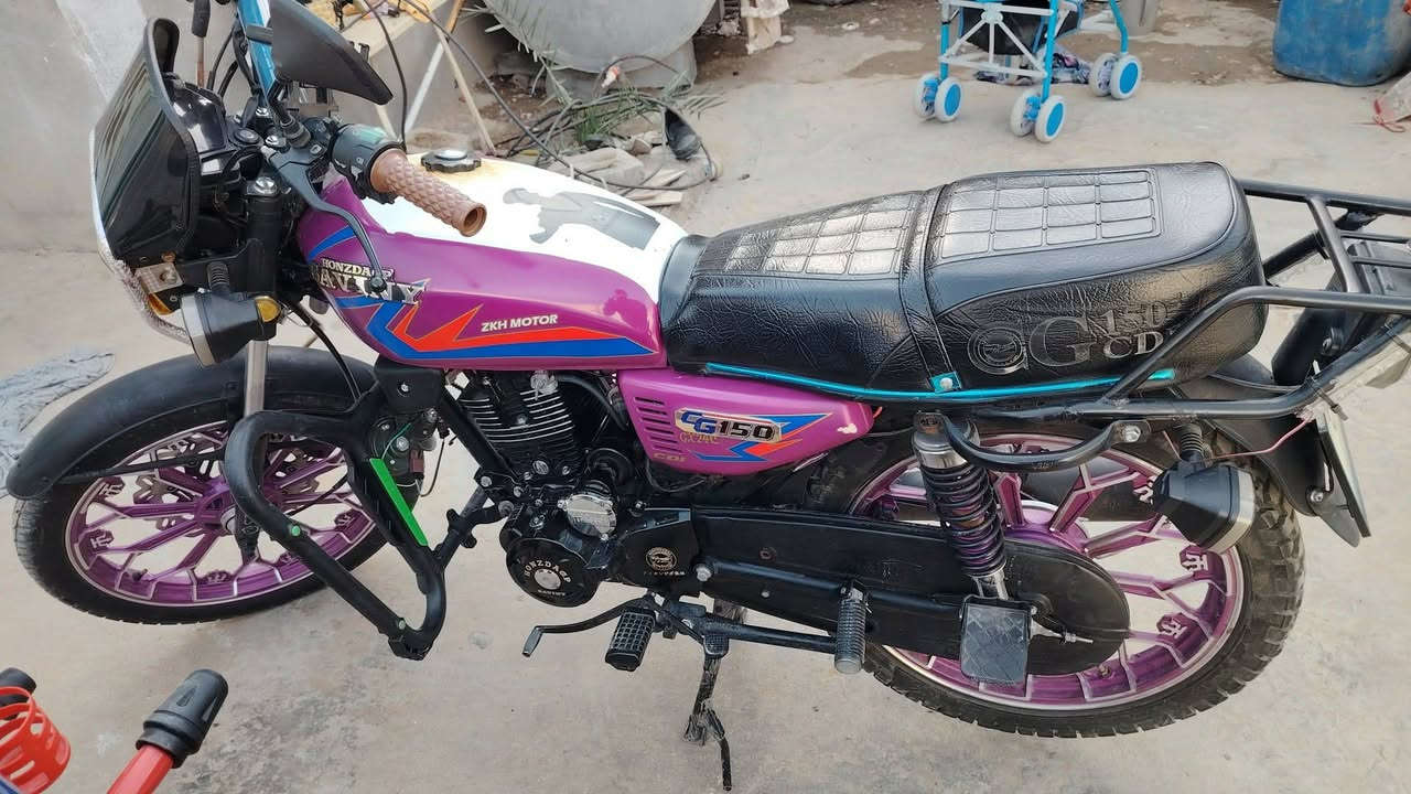 للبيع ايراني جديده فول موديل 24 بيها منفيس بصمه تشغيل عن بعد سعرها 825  شراي اتصل *********** اني من الرمادي حي التأميم
