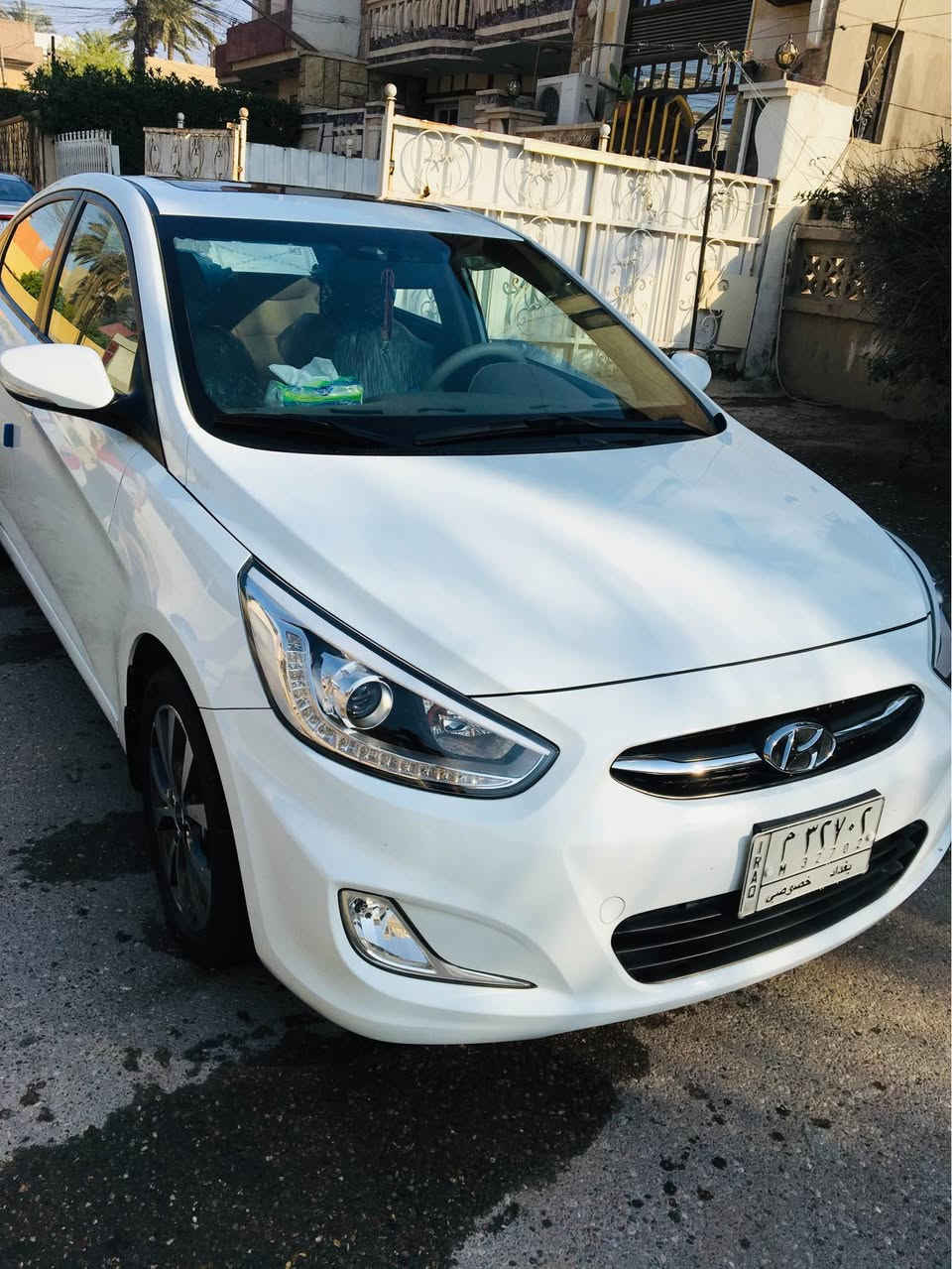 اكسنت 2016 ماشية 45 الف سيارة جديدة 
مواصفات : شاشة -كامره
سلايد روف طكتين
ويل 16 كروم
ليد امامي - زنون
تحكم ستيرن جهتين
السعر 118 وبيها مجال بسيط 
للاتصال *********** بغداد, العراق
