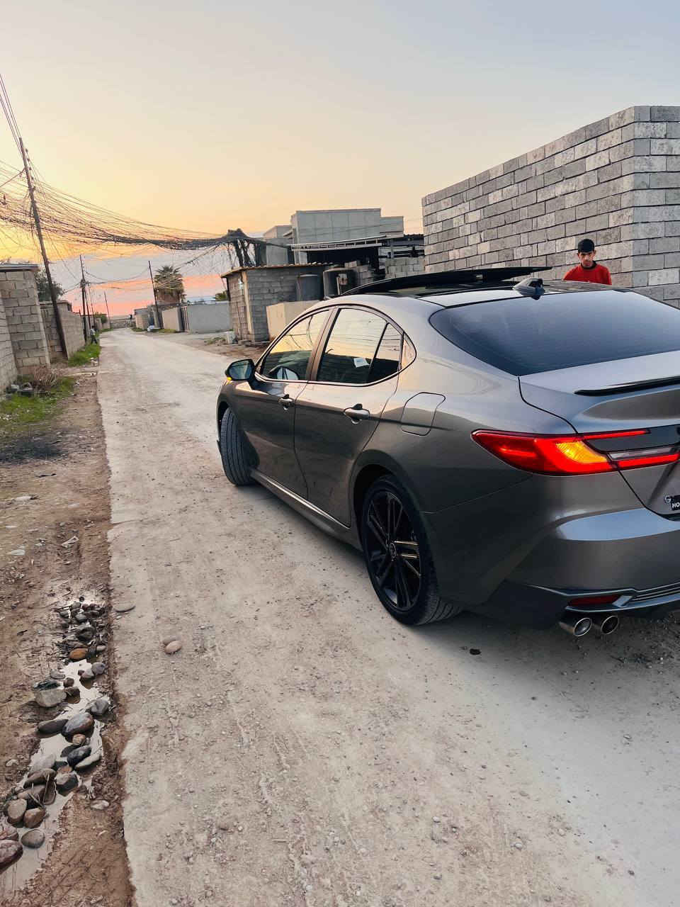 كامري 25 هايبر 
نينوى باسمي 
فول مواصفات بس داخل اسود 
اللون مميز رصاصي عميق
بانوراما
كشن كهرباء 
تشغيل عن بعد
اشارت ترحيب بالابواب
تشغيل بصمة 
بصمه ابواب
تشغيل عن بعد
رادارات 
 شحن لاسلكي  
شفتات ستيرن
كشانة جلد 
اشاير بالمري
وبعد بيها هواي مواصفات 
اللوان مميز رصاصي عميق
 ايرباك بردات فقط
الضرر جانبي بابين جهة السايق وشويه چاملغ خلفي بجم امامي خلفي كبس
ماشية 24000
السعر 248 وبيها مجال قليل بيع فقط نقد ***********
