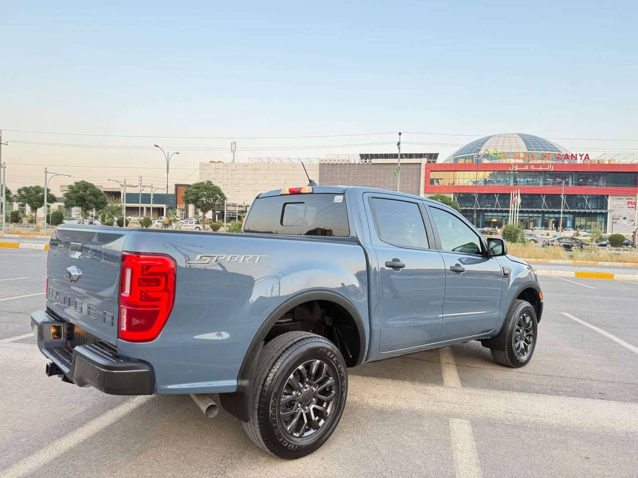 بسم اللّٰه الرحمن الرحيم
بەناوی خودای گەورە 
Ford Ranger 2023 4*4 XLT
فۆرد ڕەنجە تاک ئەکسل نمونە مواسەفاتی XLT  شەخال 
 تۆماتیک
گێڕو مەکینە بە شەرت 4 پستۆن تۆربۆ 
کامێراو  شاشە  گەورە  و ڕادار پشتو پیش  ئەوتۆ ستۆپ بەگ  لایت لید کامیرا  حاسە  
ڕاداری خەتی جادە کوشن کارەبایبی  سەیارەکە فول مواسەفاتە سەیارکە ٢ پارجەی بۆیاخەبۆنیتە جەمەلاخ بۆیاخە 
 رۆیشتنی سەیارکە ٢١ مایل بەبی ناو گرتن سەیارەکە زۆر جوان و پاکە  
یەعنی پشت و پێش کەپس ✅ 
ناونیشان ڕانیە  سەیارەکە کاتیە 3 مانگی لەگەلە  کاتی نەشکاوە
***********
*********** رانية, السليمانية
