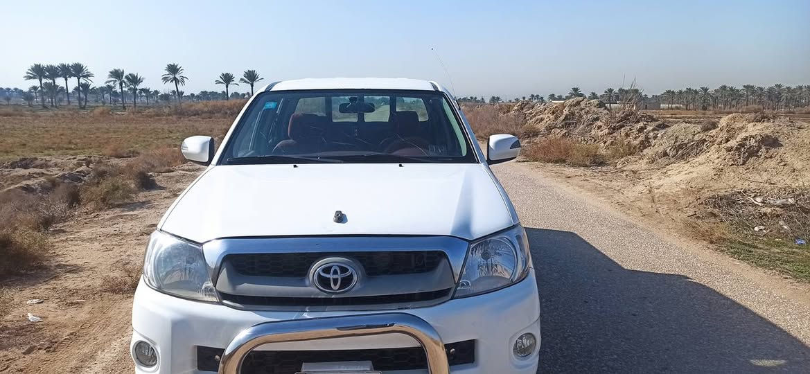 سياره للبيع تويوتا مكفوله من كل عيب فقط الموجود بل سونار سنويه 2028 رقم قادسيه السعر 140 وبيه مجال عنوان الحمزه الغربي ع ***********
