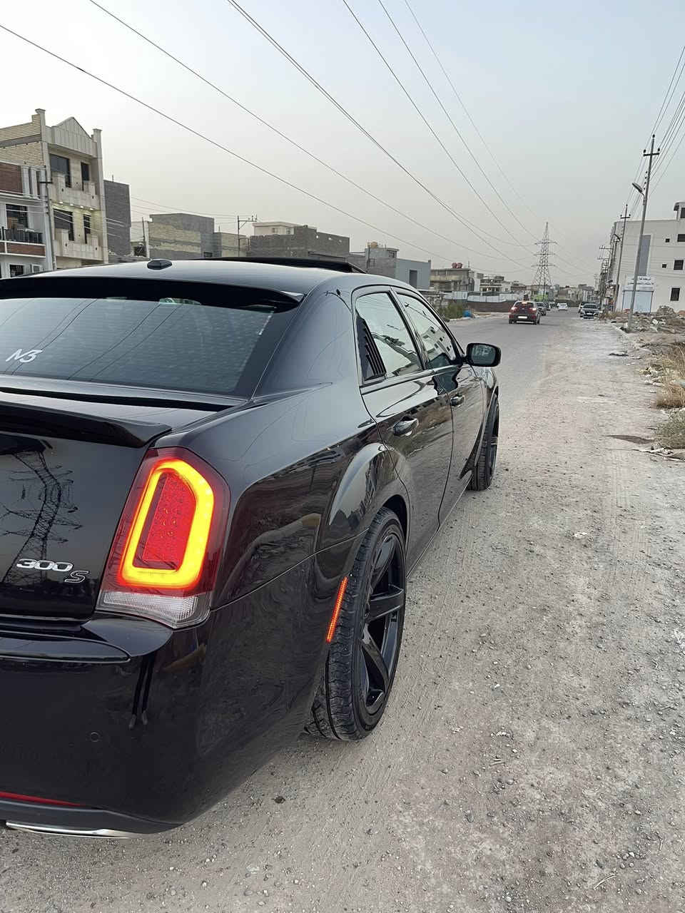 سلام عليكم 
كرايسلر اوباما 2019 
خليجي وكالة هارلم معروفة مواصفاته 
رقم دهوك ماشية 56mil سيارة استخدام شخصي كلش نظيفة 
سيارة مكفولة ماعدا جاملغ خلفي بي شبر صبغ وجاملغ امامي بي شبر بارد 
مكان السيارة بغداد -الدورة 
السعر 27300 دولار 
***********
