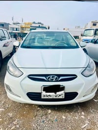 Hyundai accent -هۆندای ئەکسێنت  خەلیجی فول  مۆدێل 2012 قەبارەی مەکینە ...